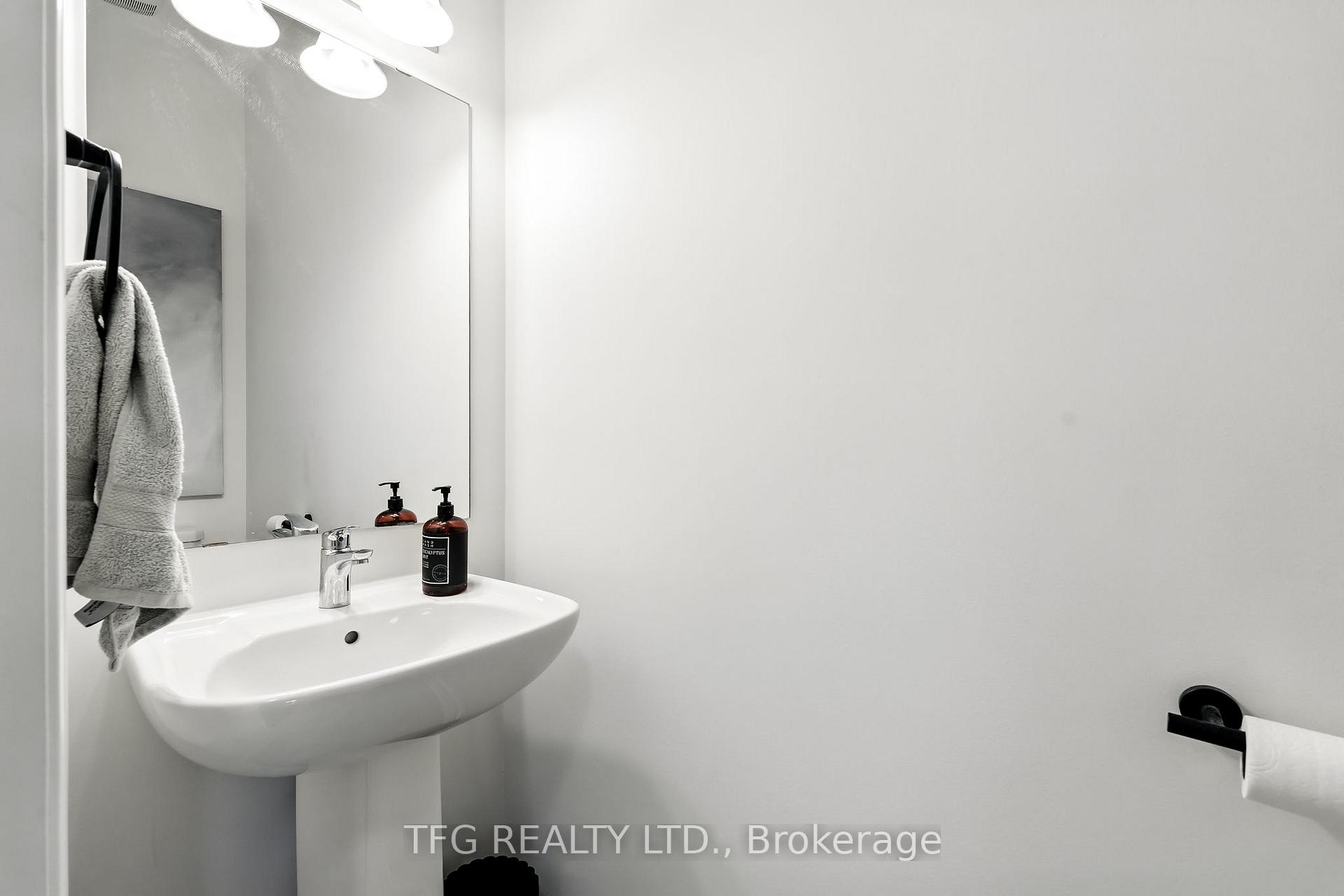 Photo 18 of 146 Crombie Street, Clarington, Bowmanville — HOMEH