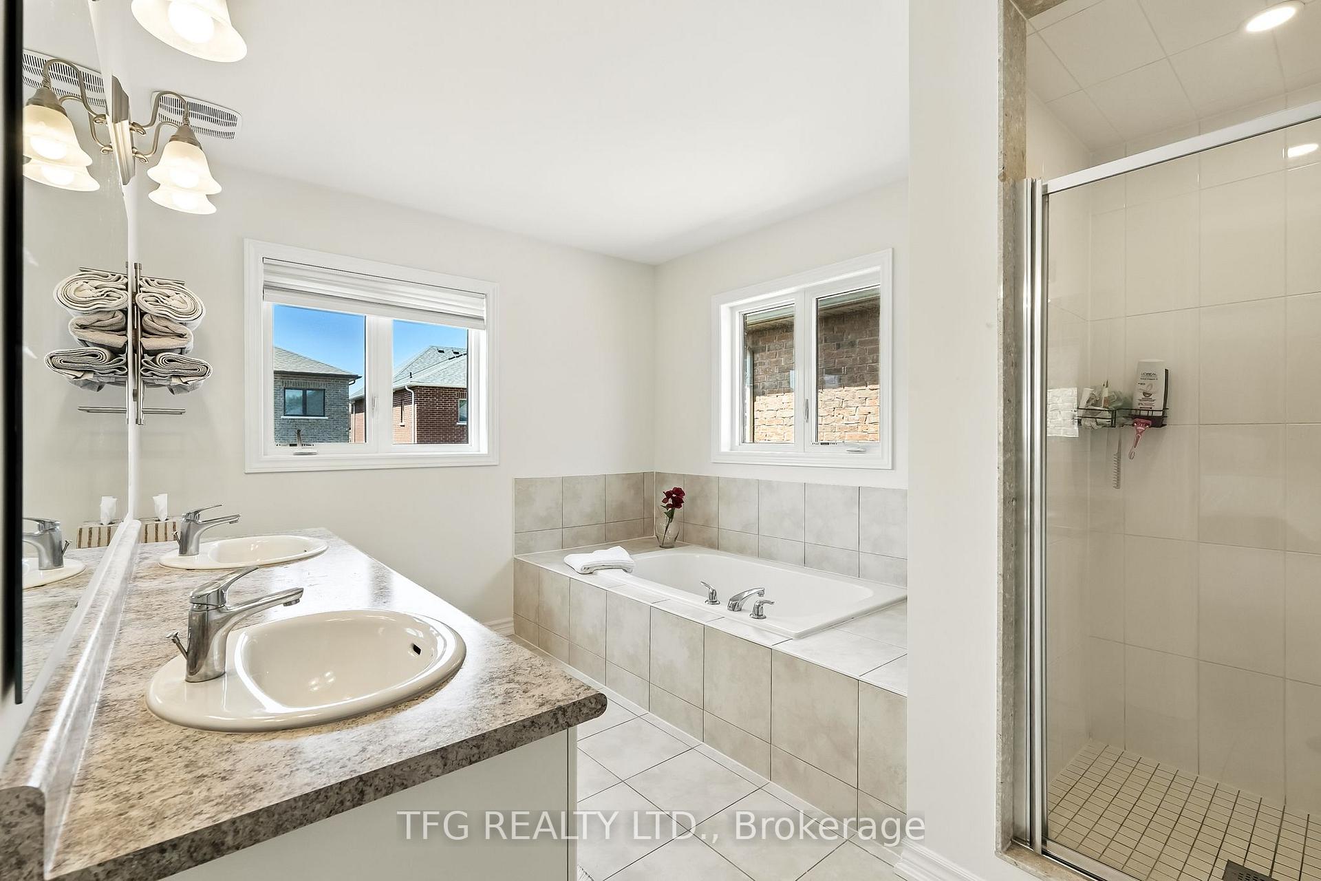 Photo 25 of 146 Crombie Street, Clarington, Bowmanville — HOMEH