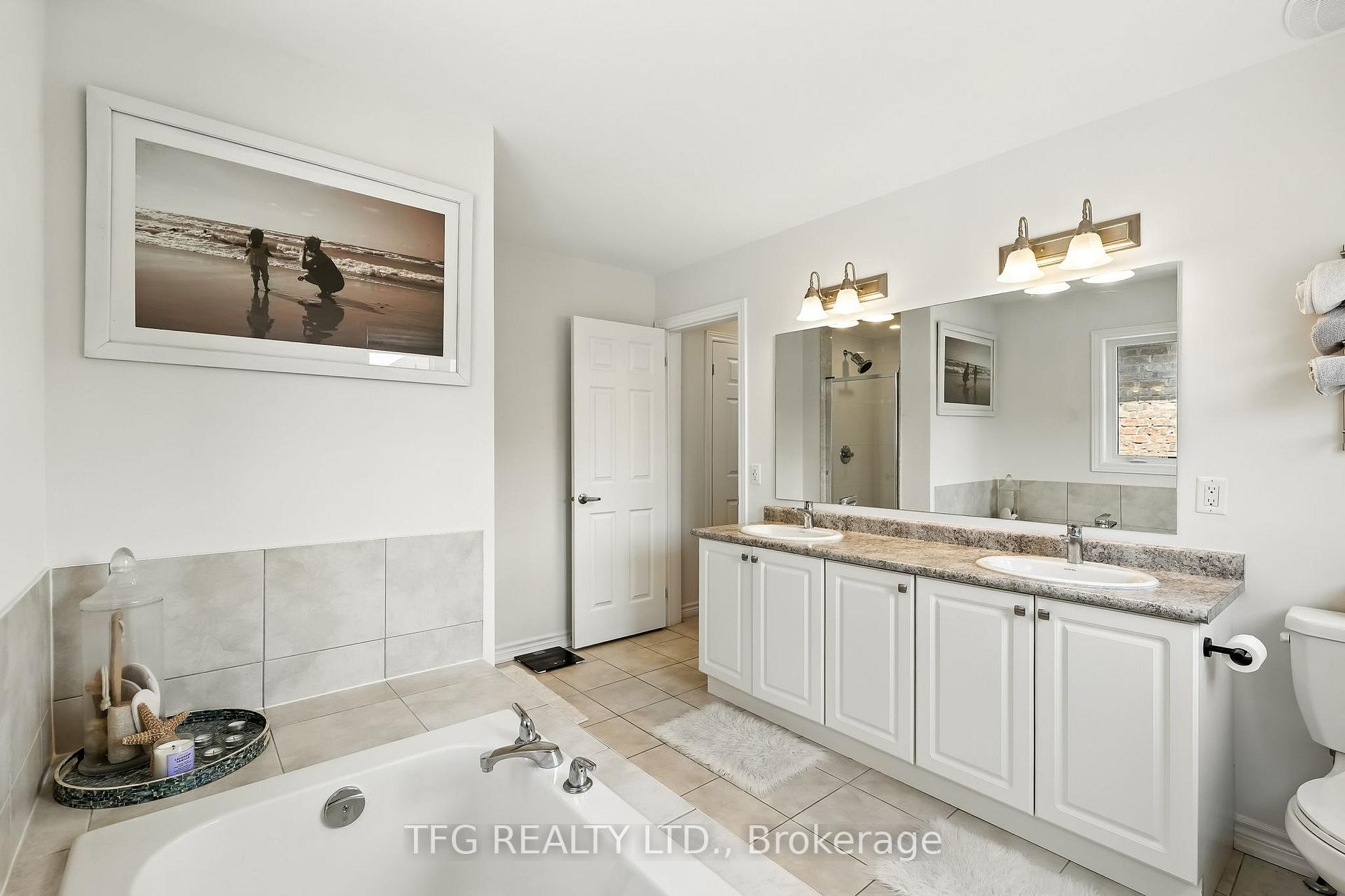 Photo 26 of 146 Crombie Street, Clarington, Bowmanville — HOMEH