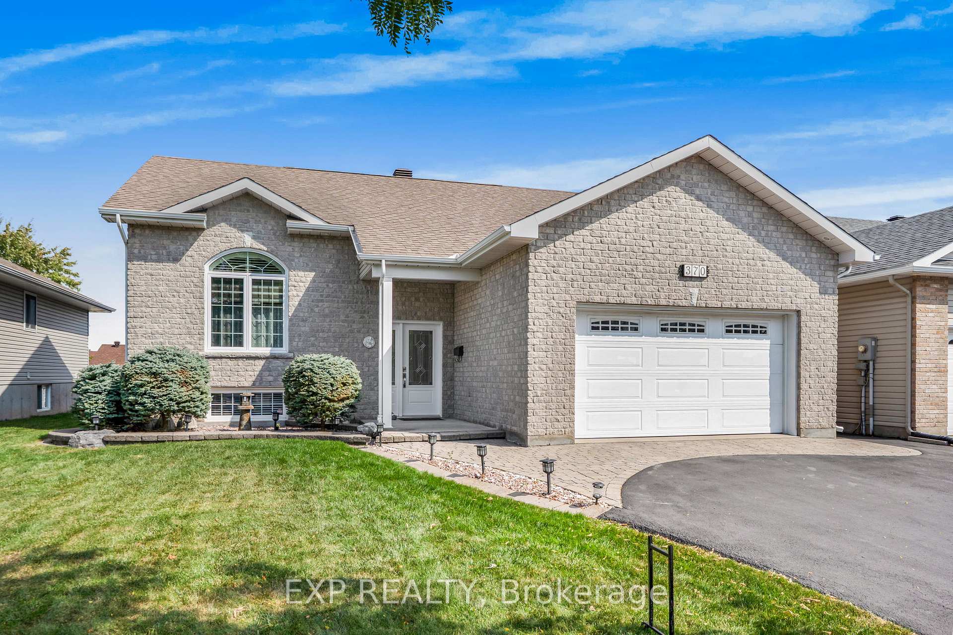 Photo 1 of 370 Emma Avenue, Cornwall — HOMEH