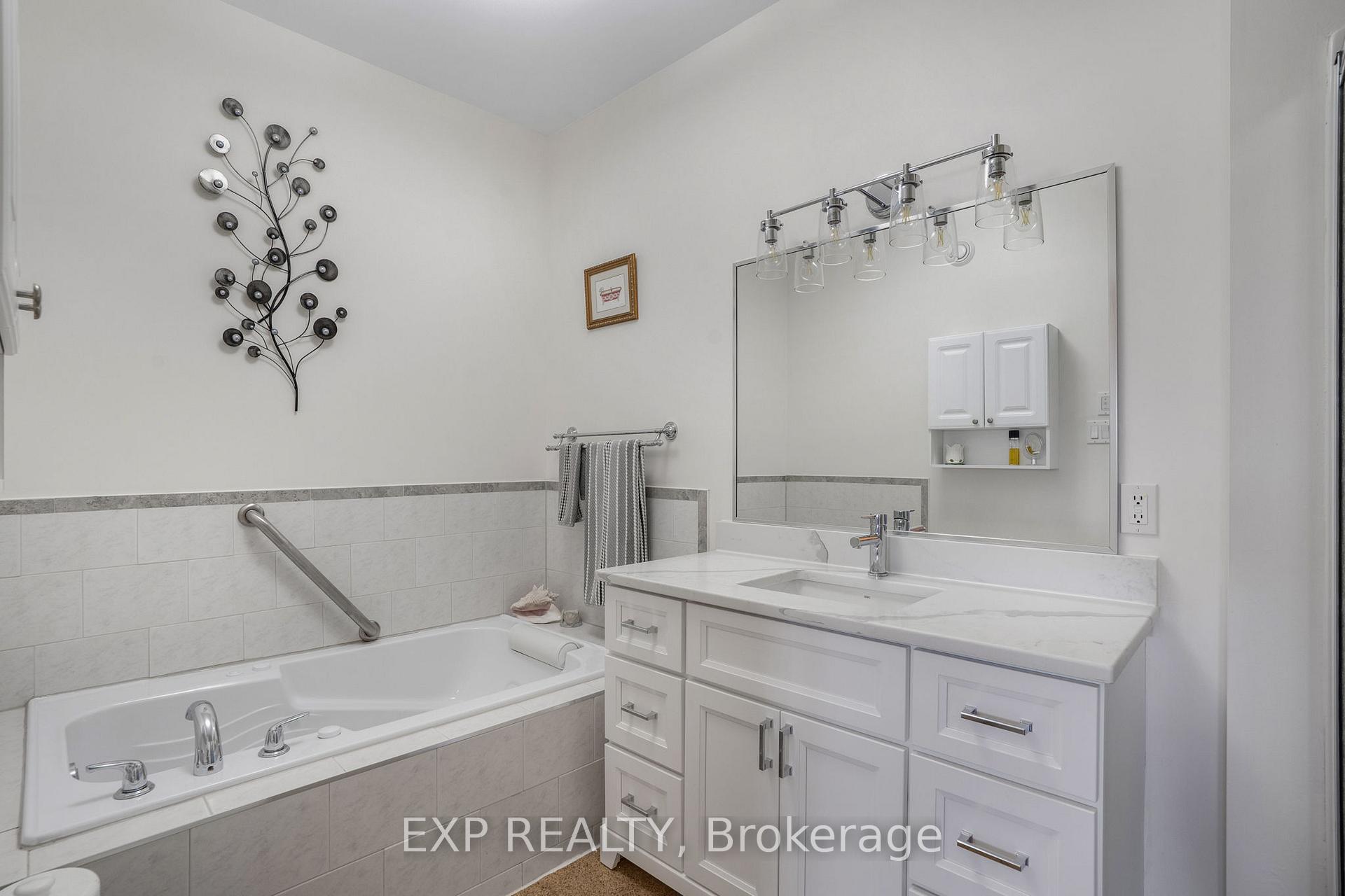 Photo 12 of 370 Emma Avenue, Cornwall — HOMEH