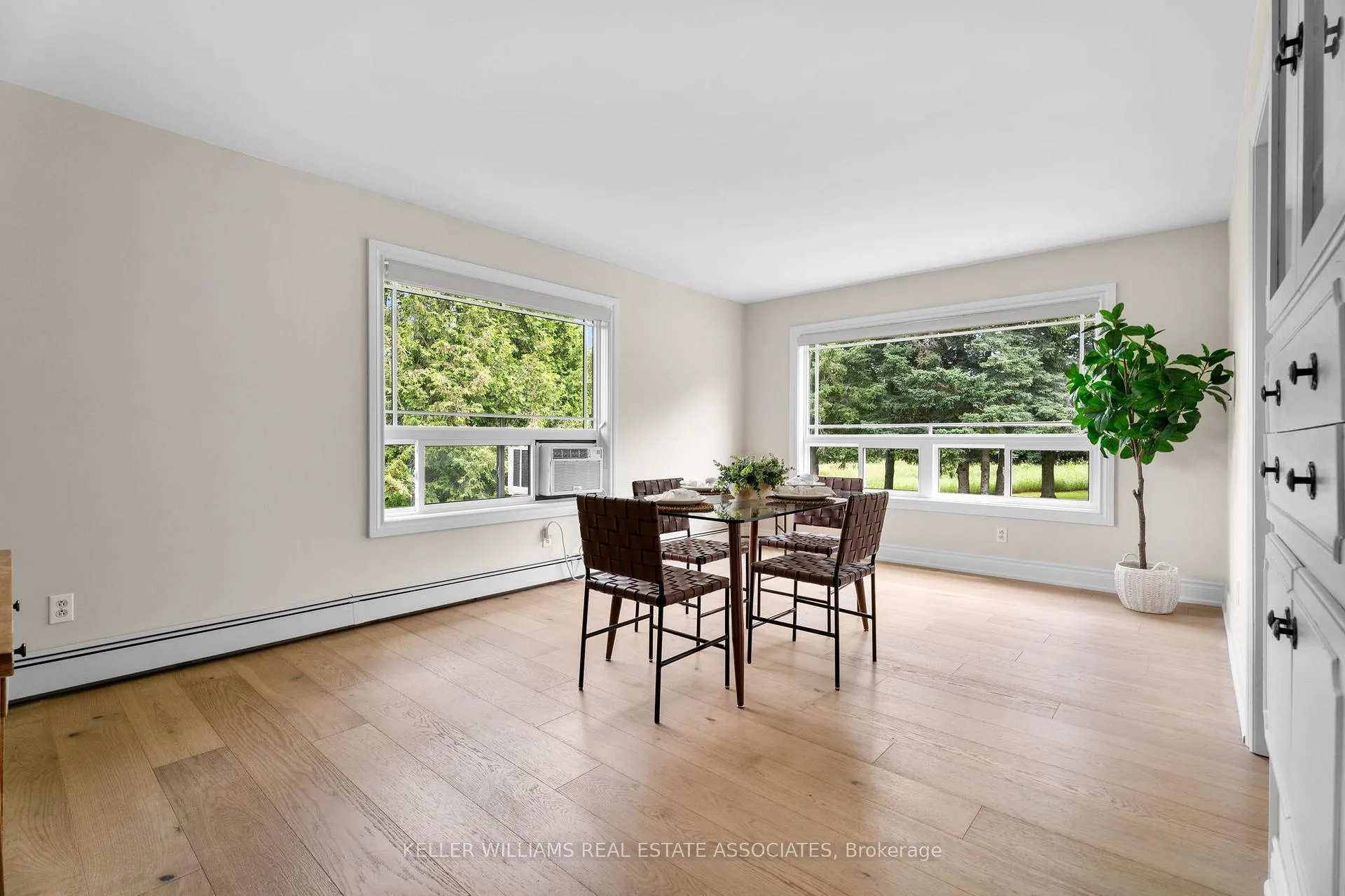 Photo 19 of 6 Cedar Place, Amaranth, Rural Amaranth — HOMEH