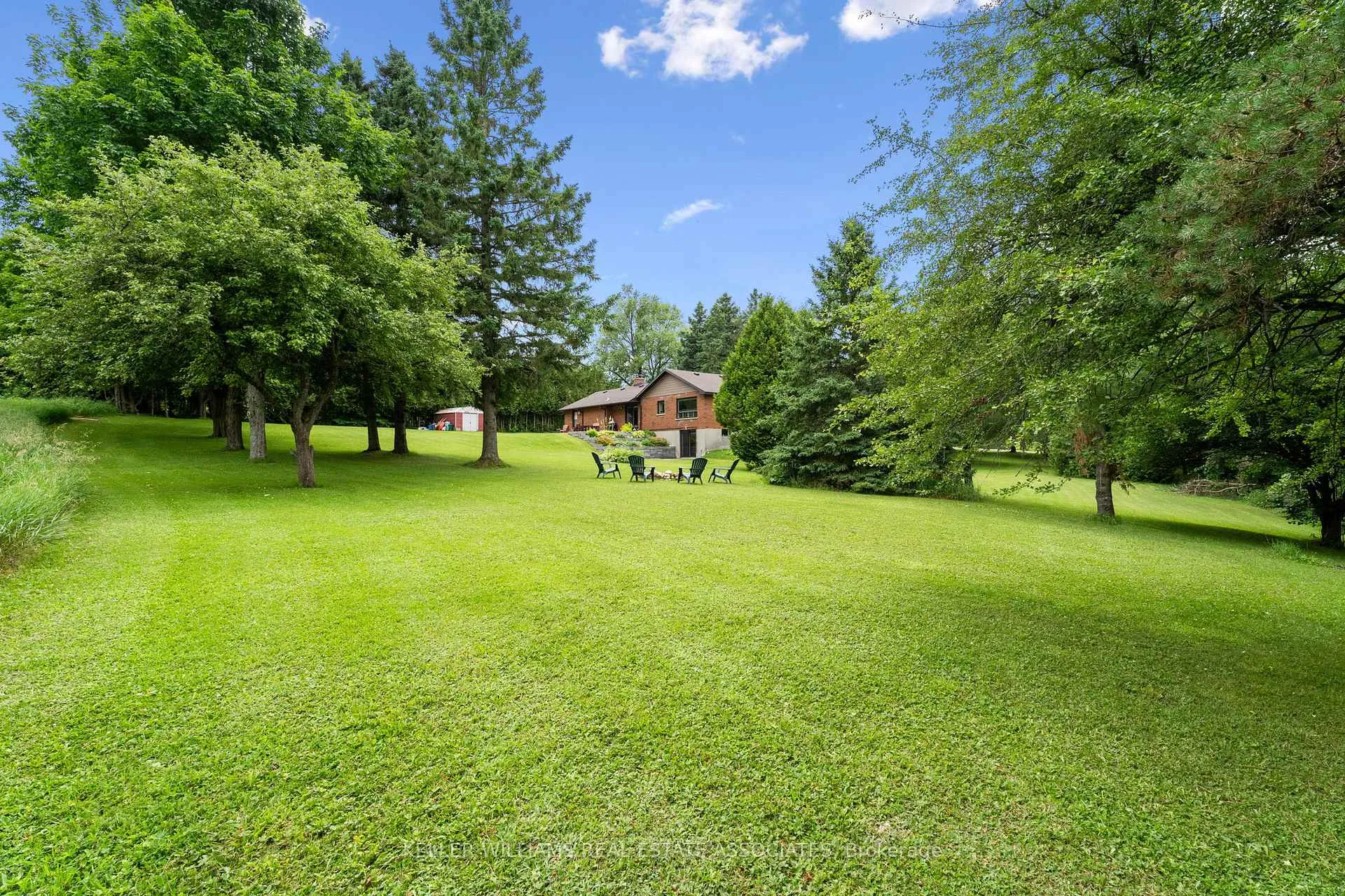 Photo 38 of 6 Cedar Place, Amaranth, Rural Amaranth — HOMEH