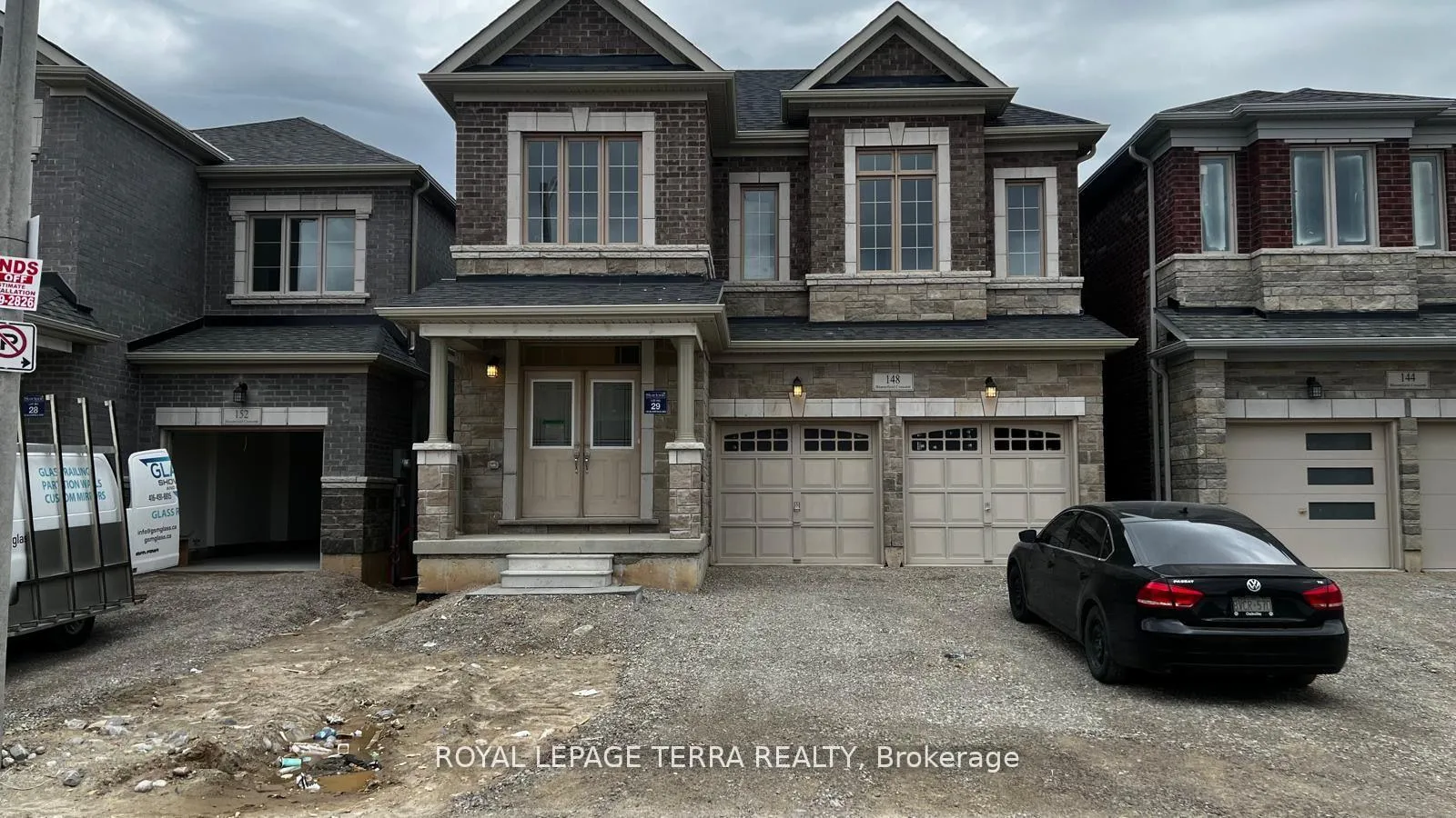 Photo 1 of 29 Bloomfield Cres Drive, Cambridge — HOMEH