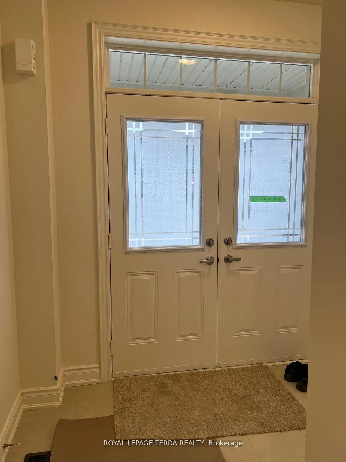 Photo 4 of 29 Bloomfield Cres Drive, Cambridge — HOMEH