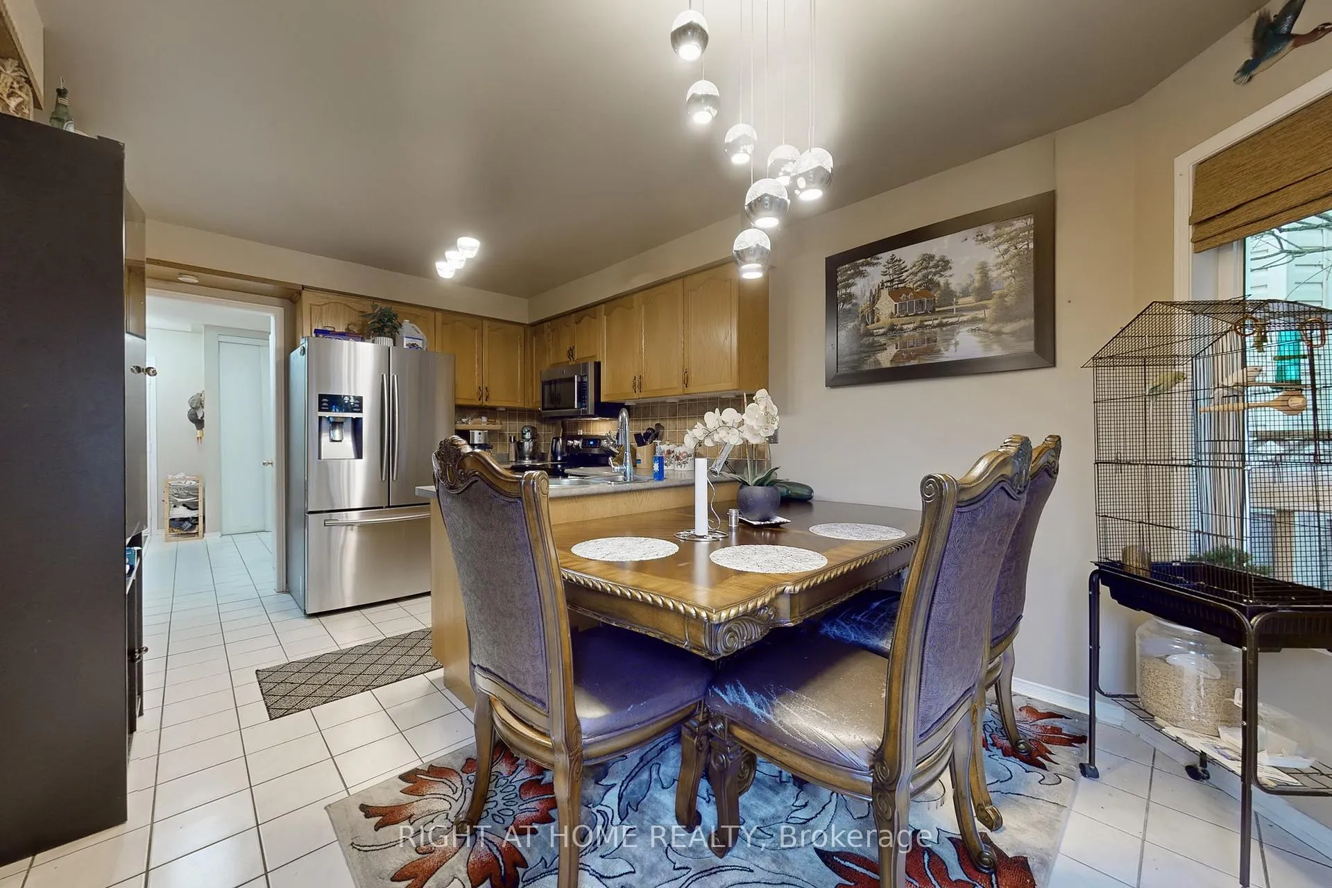 Photo 7 of 1121 Ridgemount Boulevard, Oshawa, Pinecrest — HOMEH