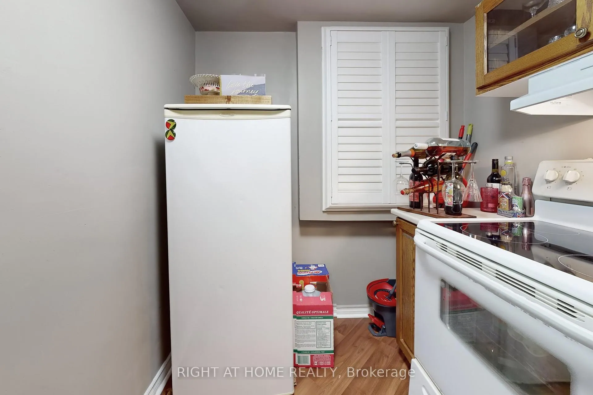 Photo 22 of 1121 Ridgemount Boulevard, Oshawa, Pinecrest — HOMEH