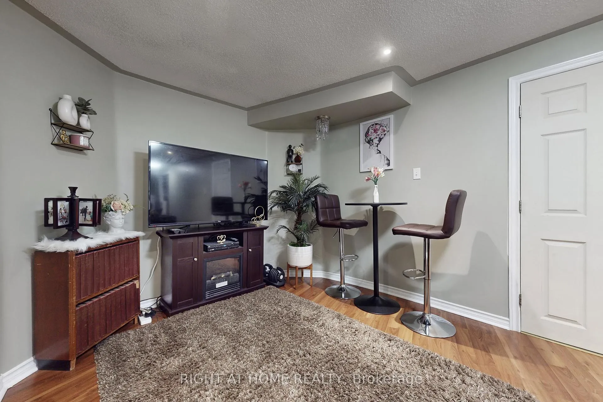 Photo 26 of 1121 Ridgemount Boulevard, Oshawa, Pinecrest — HOMEH