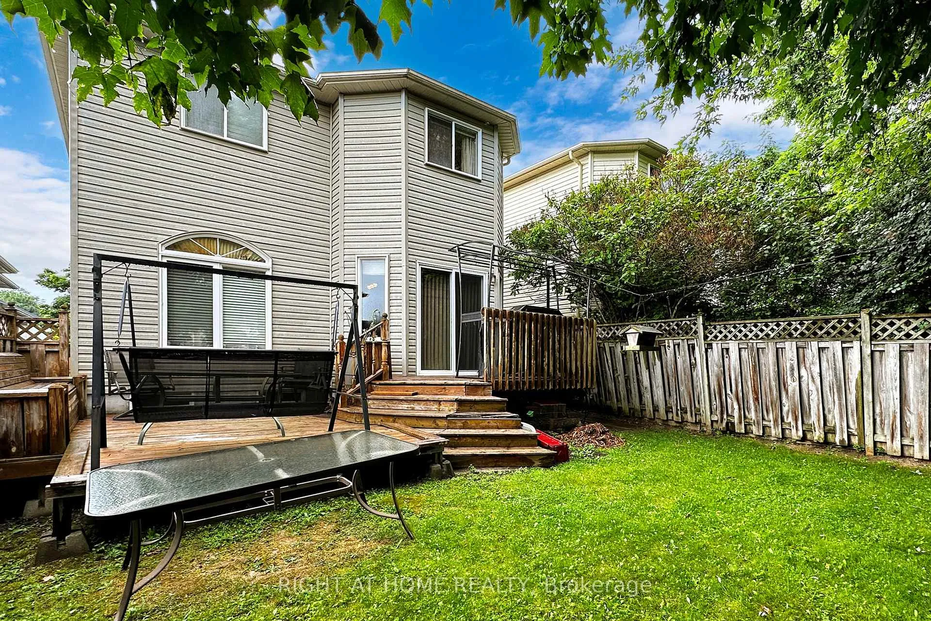 Photo 28 of 1121 Ridgemount Boulevard, Oshawa, Pinecrest — HOMEH