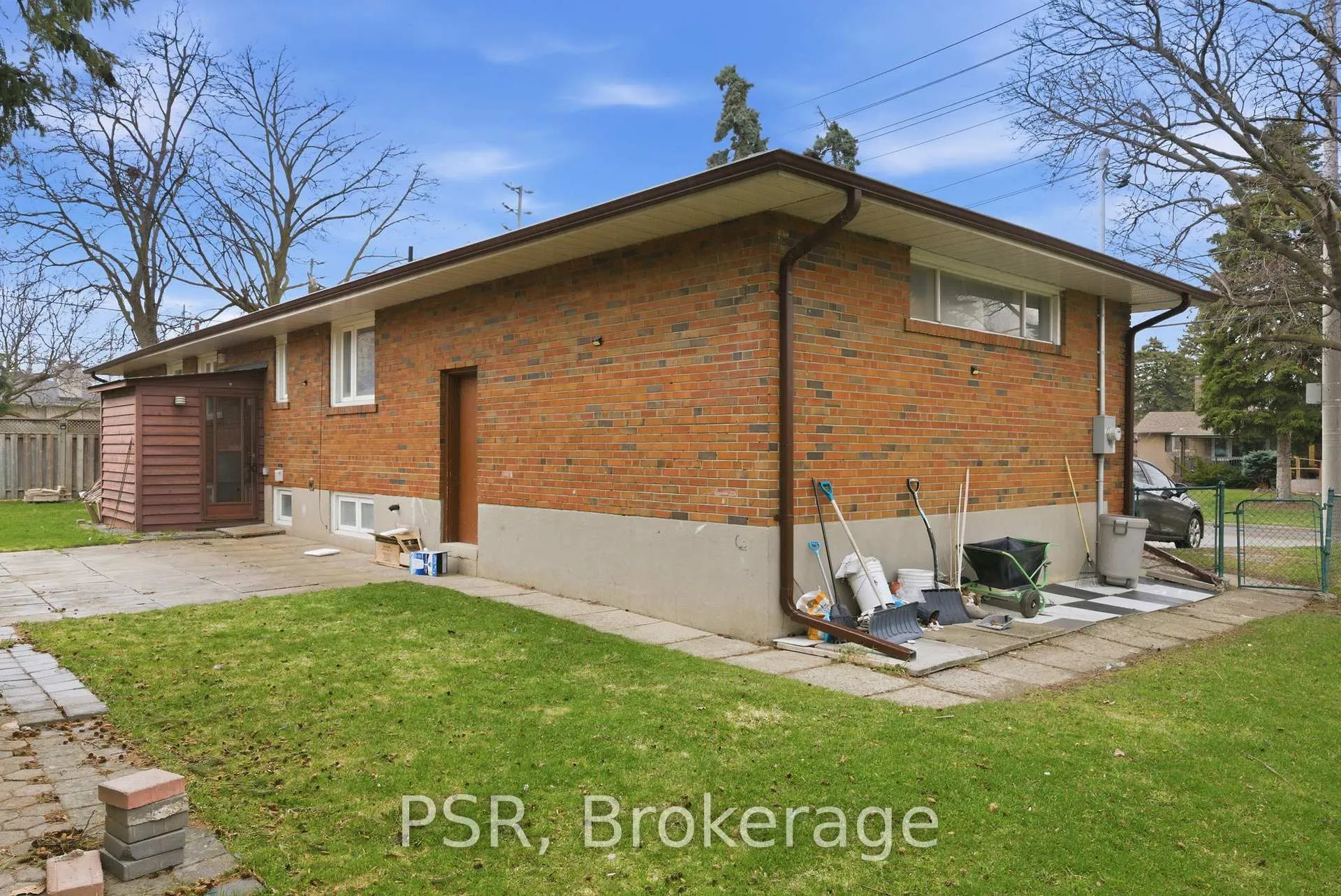 Photo 22 of Unit 1, 27 Kigsview (lower) Boulevard, Etobicoke, Kingsview Village-The Westway — HOMEH