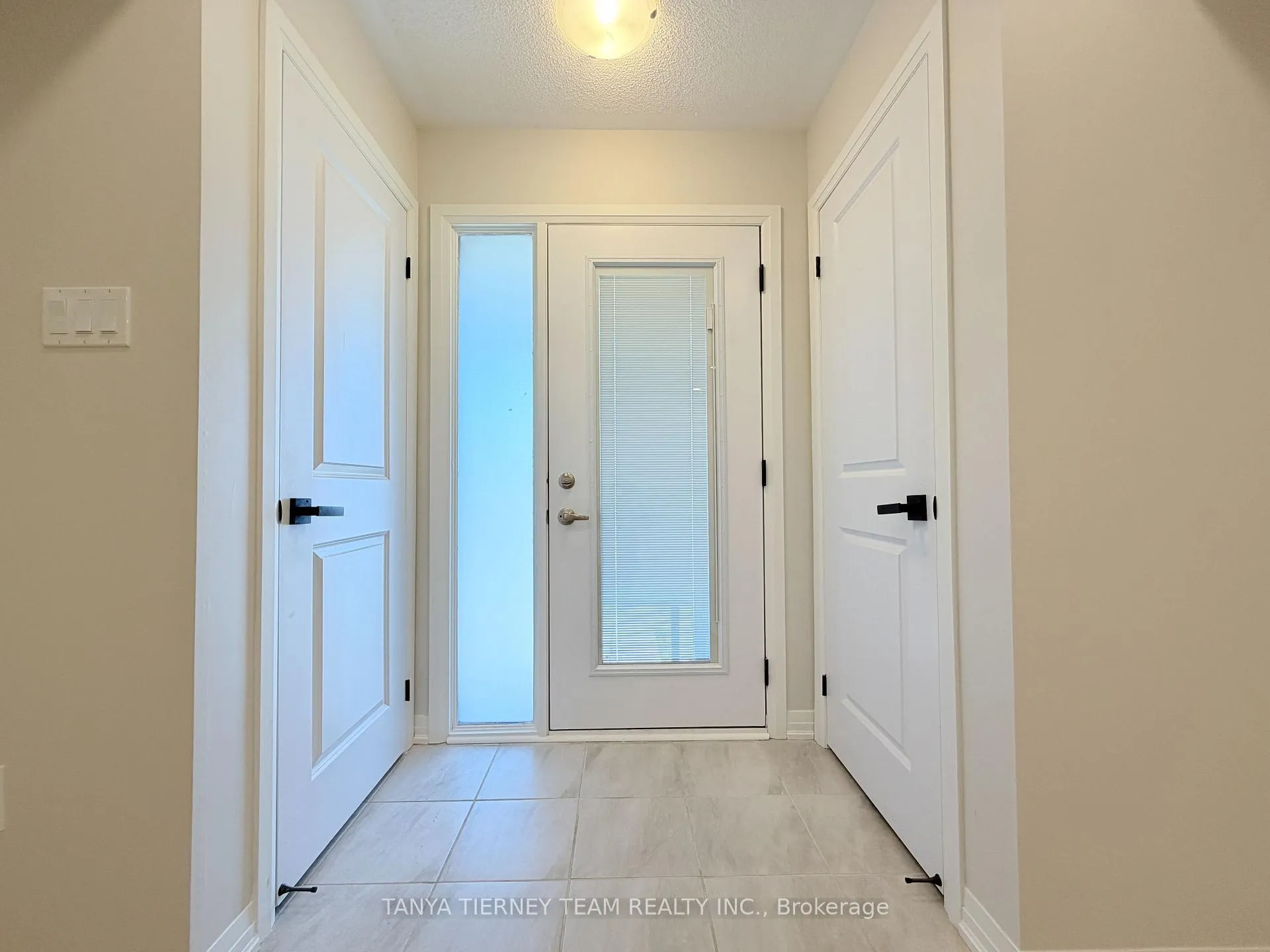 Photo 2 of 22 Esquire Way, Whitby, Taunton North — HOMEH