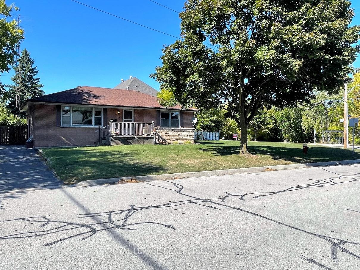 Photo 2 of 5529 Randolph Crescent, Burlington, Appleby — HOMEH