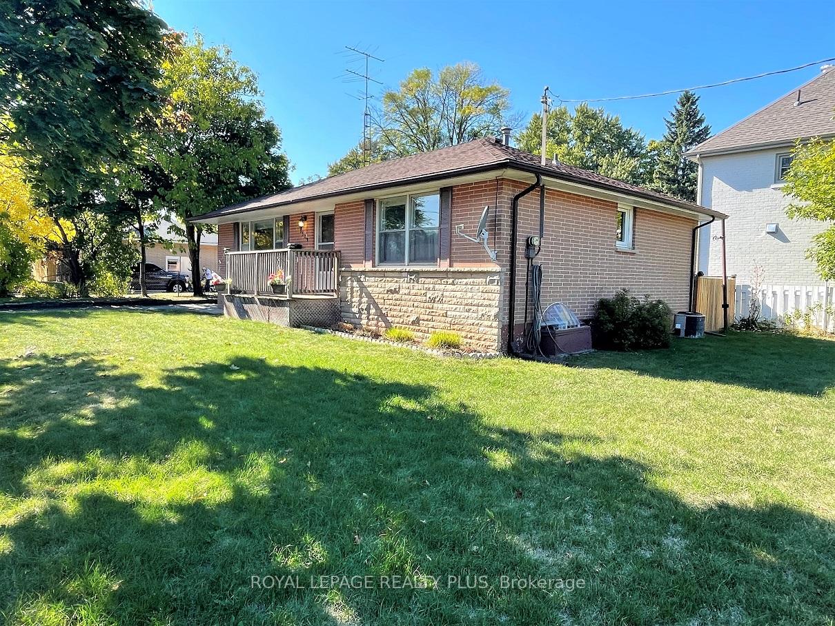 Photo 3 of 5529 Randolph Crescent, Burlington, Appleby — HOMEH