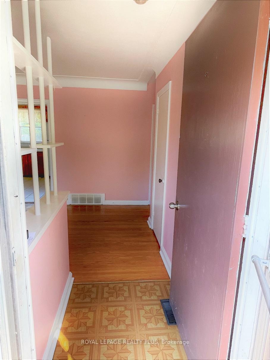 Photo 4 of 5529 Randolph Crescent, Burlington, Appleby — HOMEH