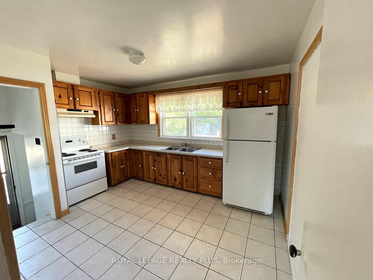 Photo 7 of 5529 Randolph Crescent, Burlington, Appleby — HOMEH