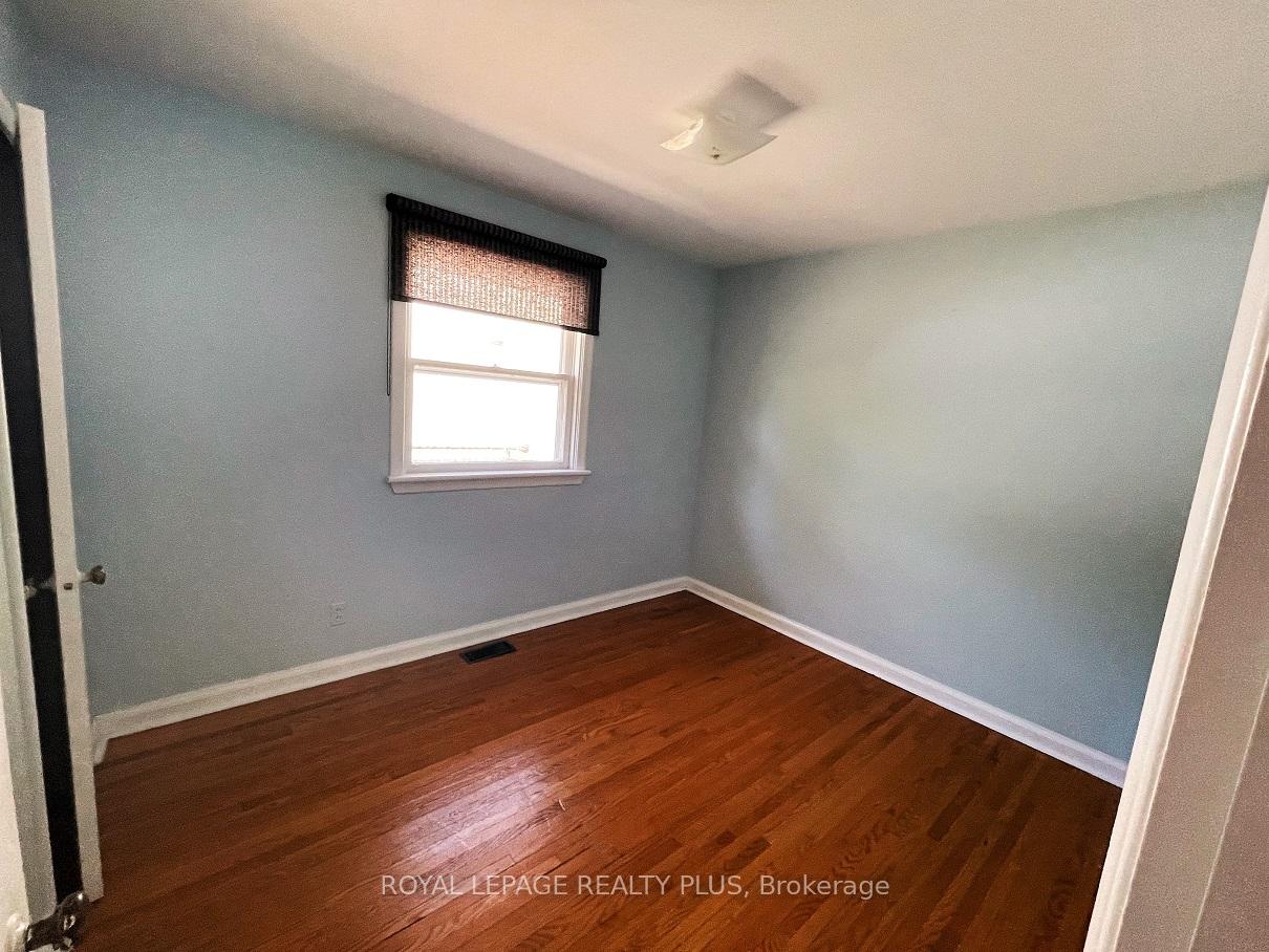 Photo 12 of 5529 Randolph Crescent, Burlington, Appleby — HOMEH