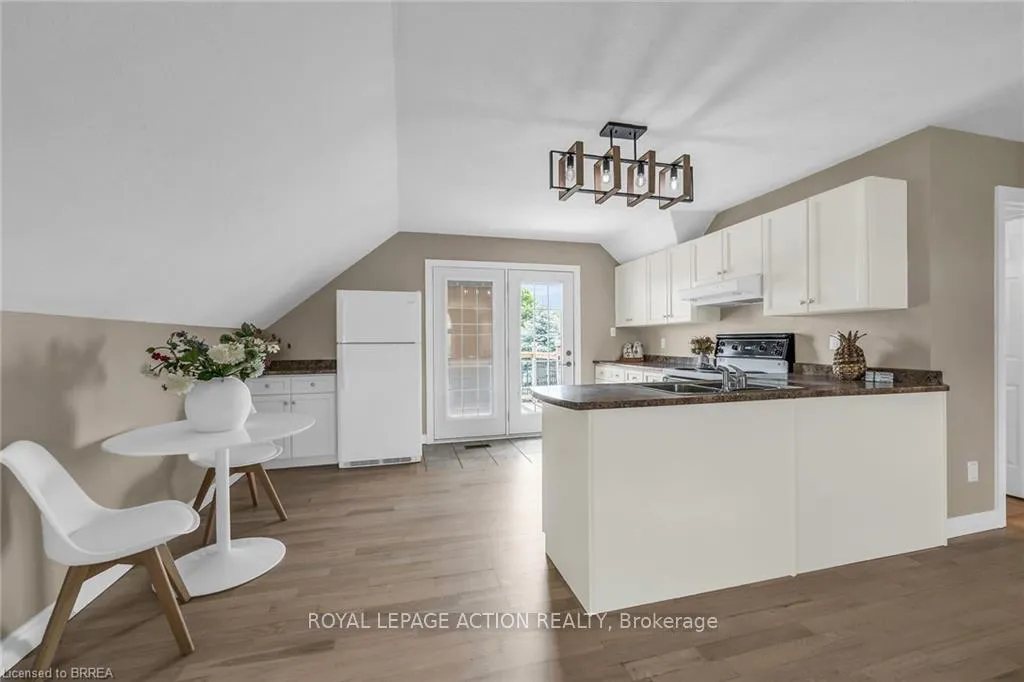 Photo 14 of Unit 1, 670 Bishopsgate Road, Brant, Paris — HOMEH