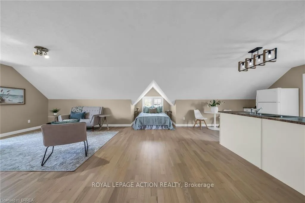 Photo 15 of Unit 1, 670 Bishopsgate Road, Brant, Paris — HOMEH