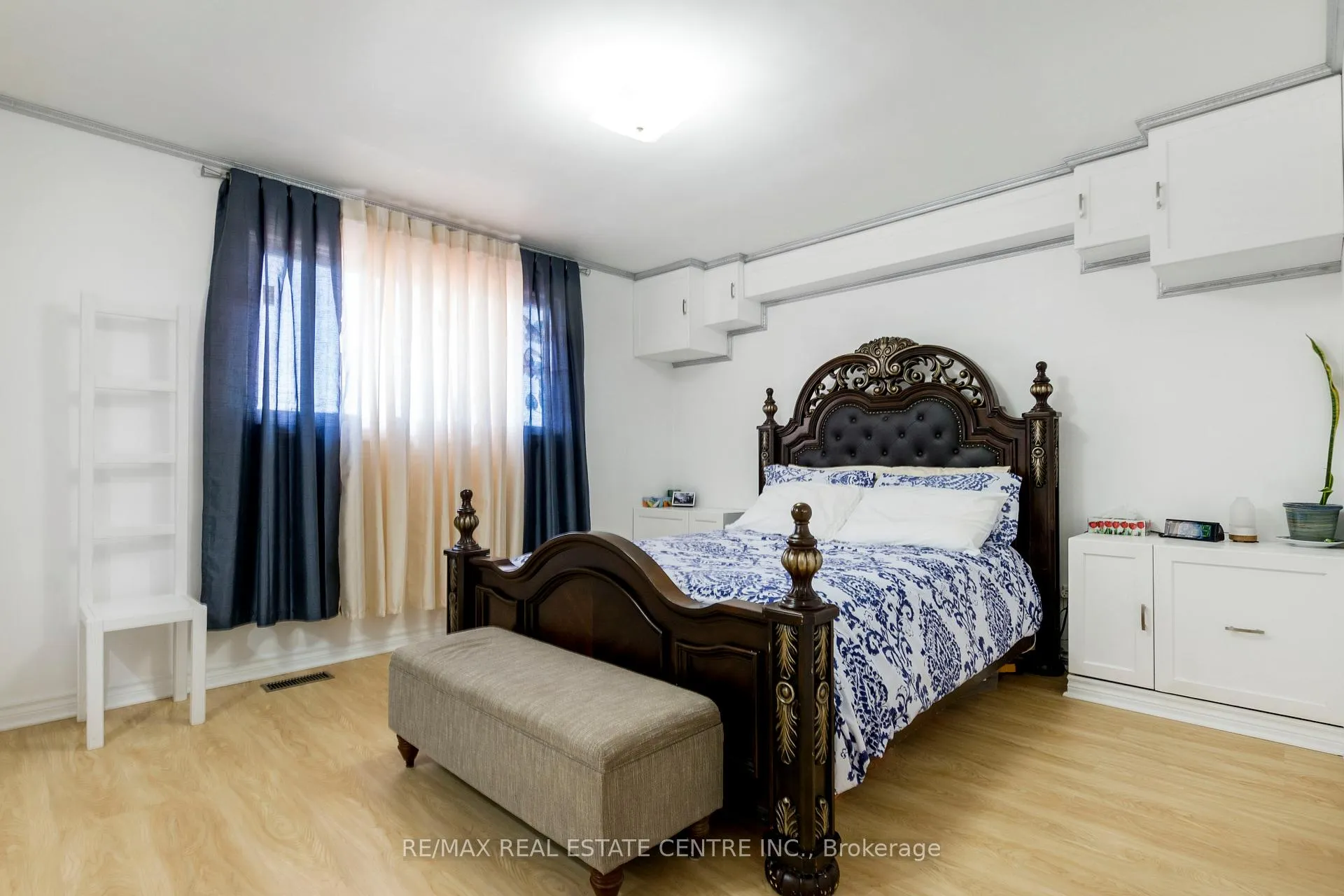 Photo 14 of 940 Stone Church Road E, Hamilton, Templemead — HOMEH