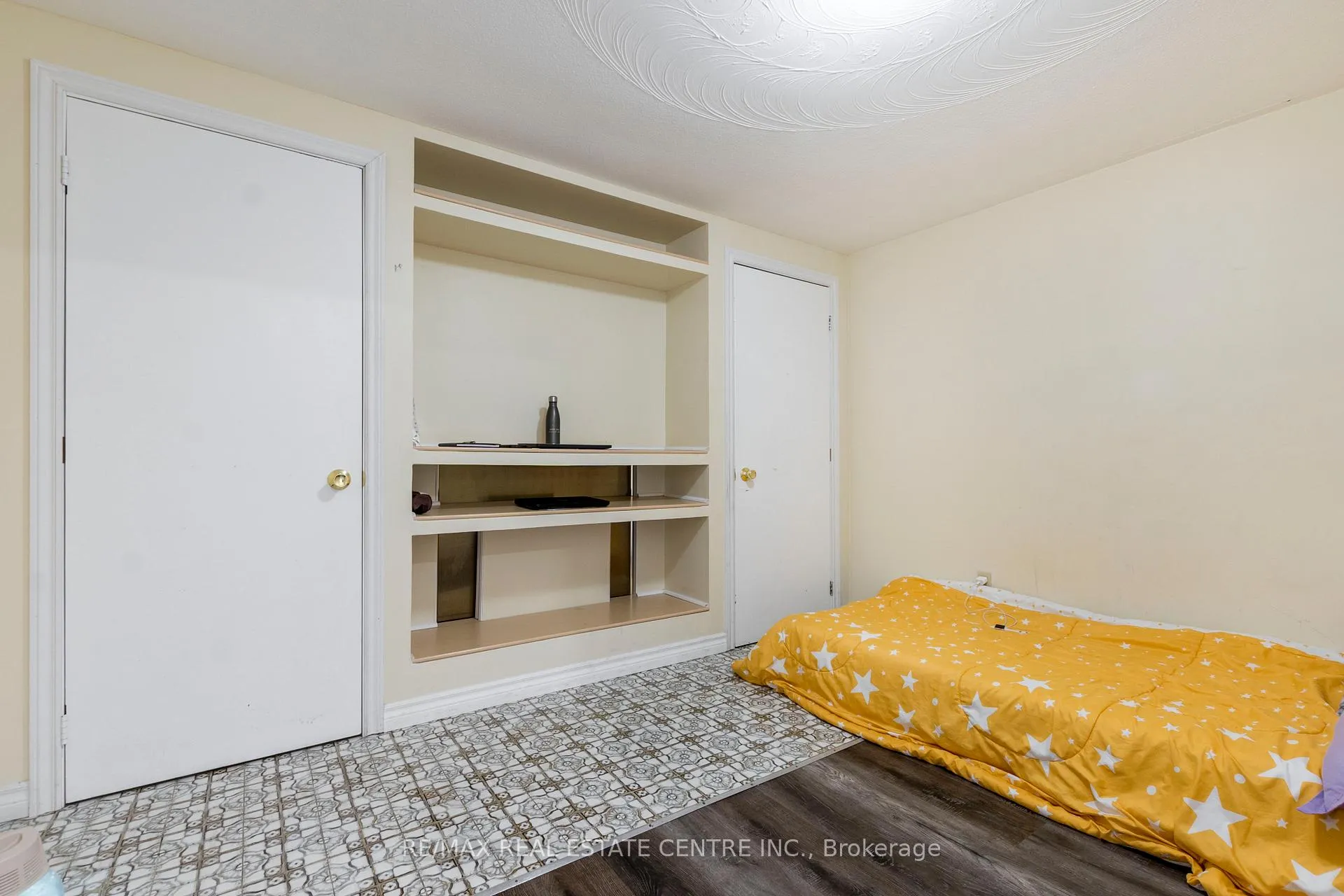 Photo 23 of 940 Stone Church Road E, Hamilton, Templemead — HOMEH