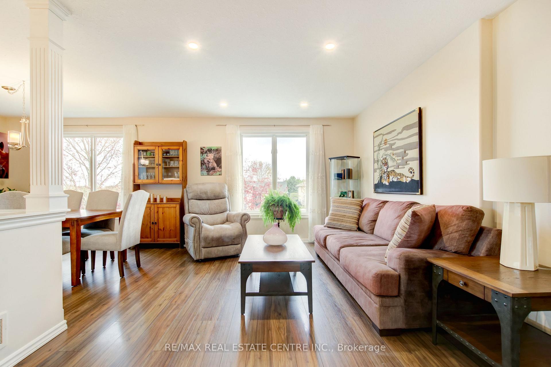 Photo 10 of 23 Taylor Road, Brant, South Dumfries — HOMEH