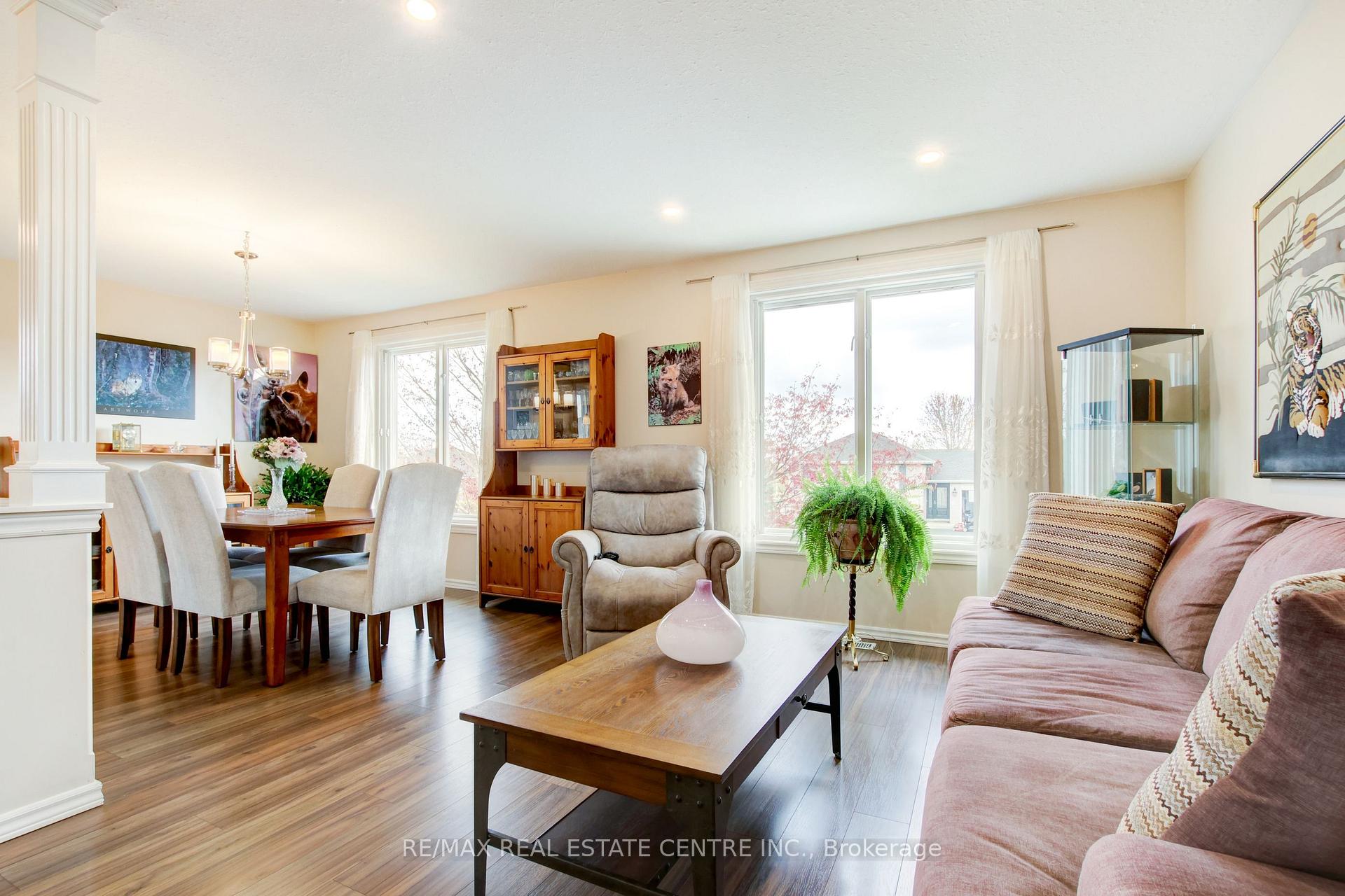 Photo 12 of 23 Taylor Road, Brant, South Dumfries — HOMEH