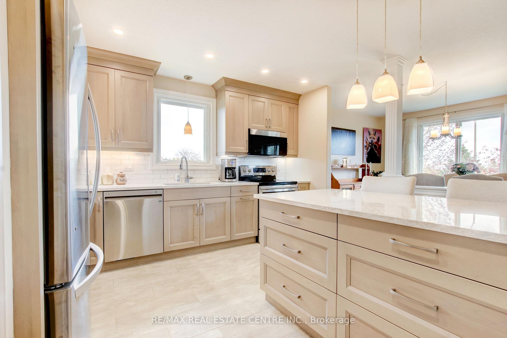 Photo 15 of 23 Taylor Road, Brant, South Dumfries — HOMEH