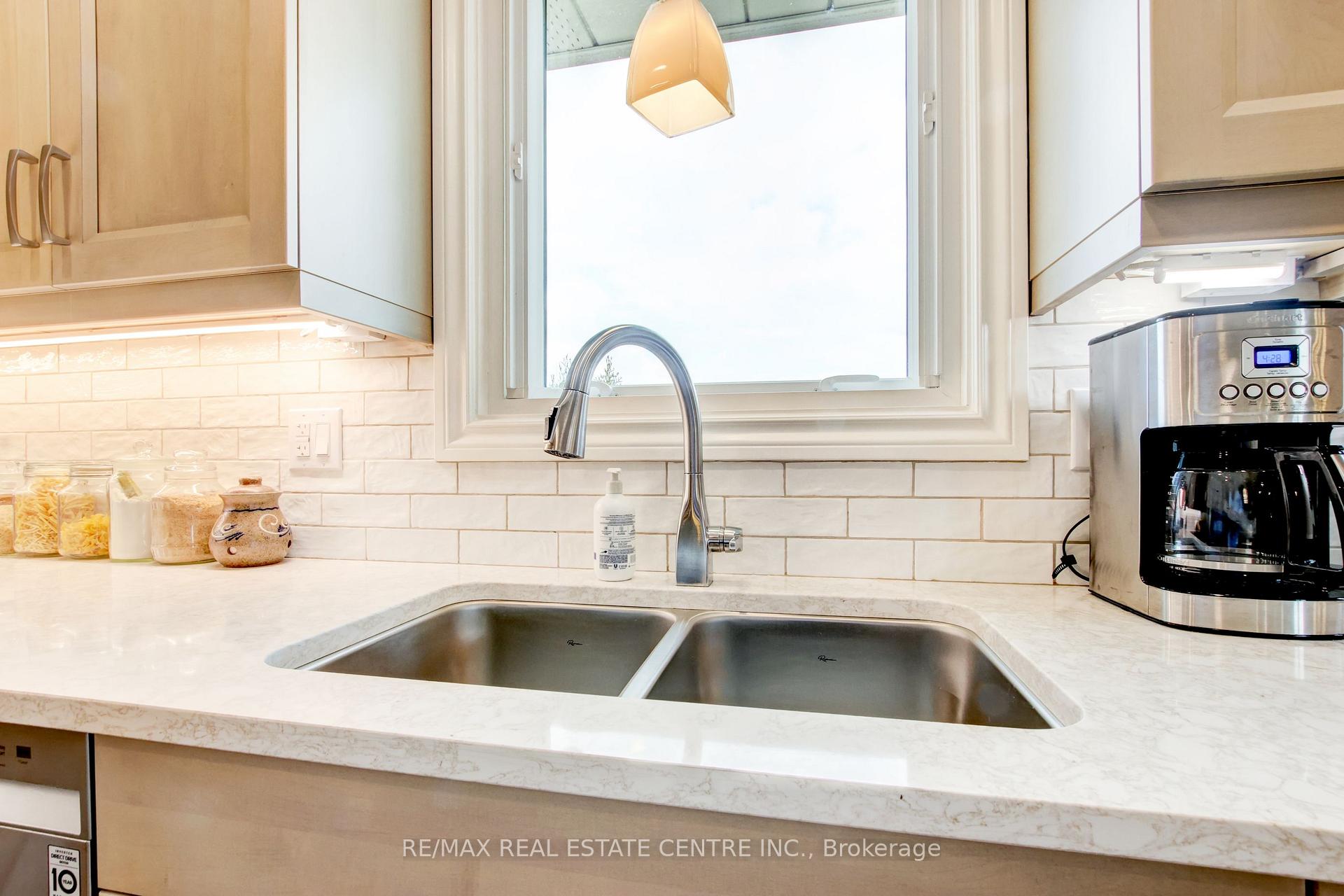 Photo 17 of 23 Taylor Road, Brant, South Dumfries — HOMEH