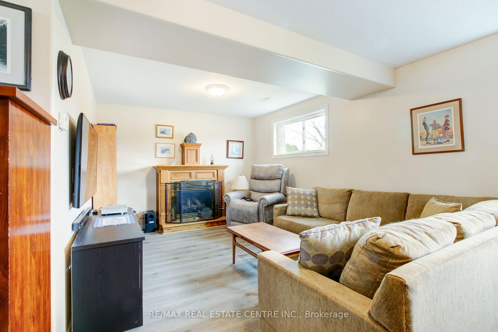 Photo 36 of 23 Taylor Road, Brant, South Dumfries — HOMEH