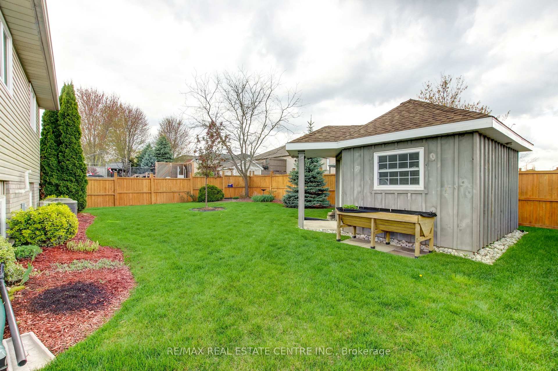 Photo 41 of 23 Taylor Road, Brant, South Dumfries — HOMEH