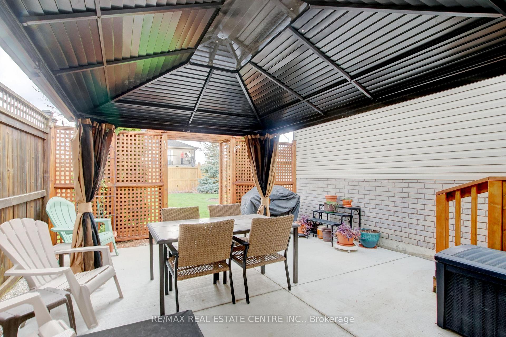 Photo 46 of 23 Taylor Road, Brant, South Dumfries — HOMEH