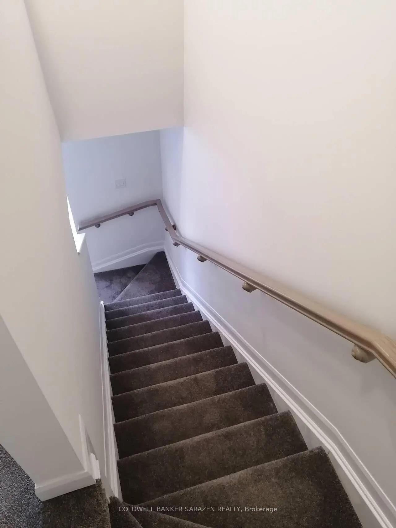 Photo 5 of 203 Attwell Private, Ottawa, Kanata - Morgan's Grant/South March — HOMEH