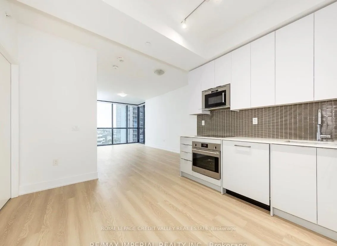 Photo 10 of Unit 701, 2916 Highway 7 Road, Vaughan, Concord — HOMEH