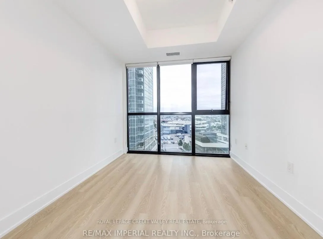 Photo 11 of Unit 701, 2916 Highway 7 Road, Vaughan, Concord — HOMEH