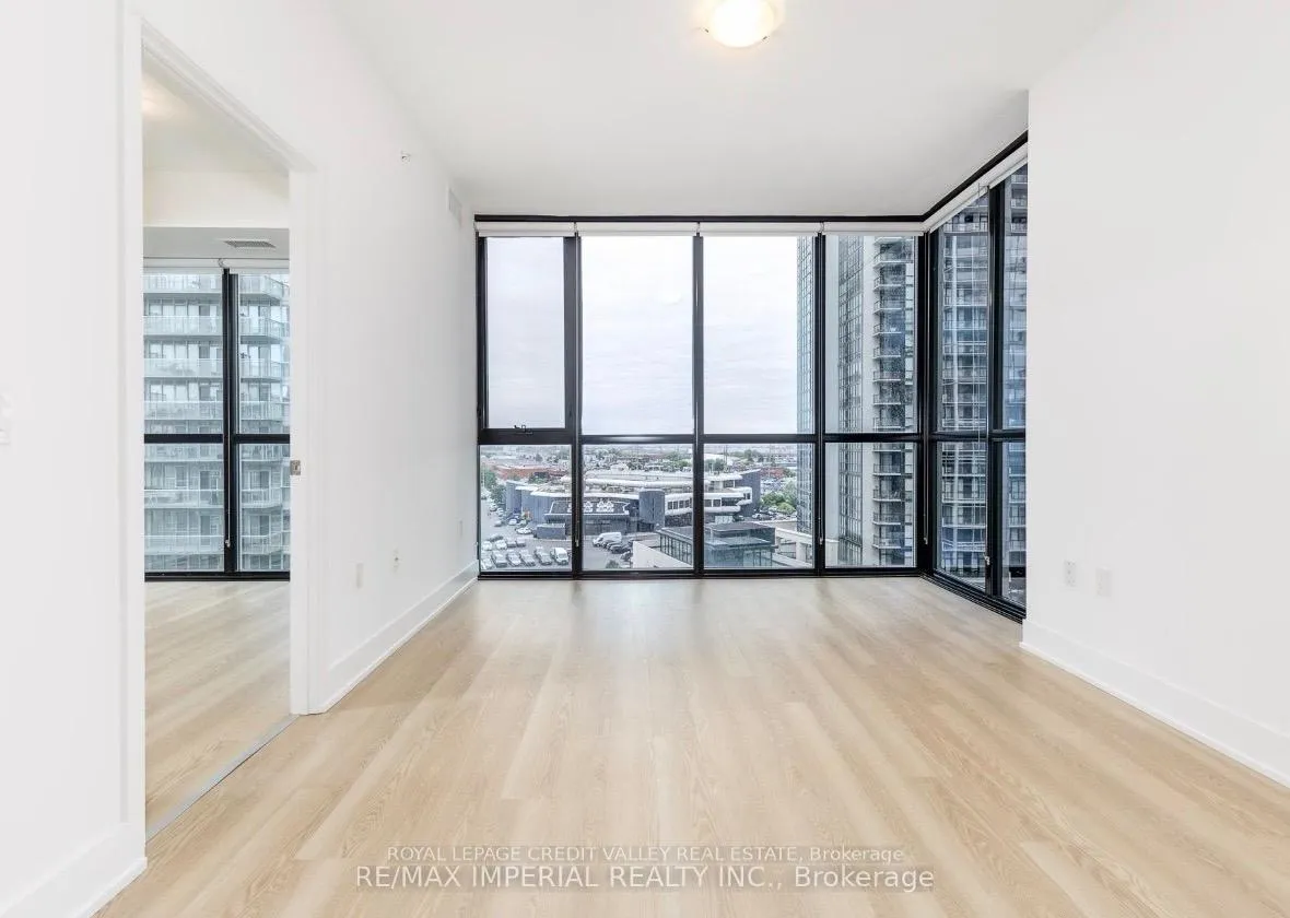 Photo 13 of Unit 701, 2916 Highway 7 Road, Vaughan, Concord — HOMEH