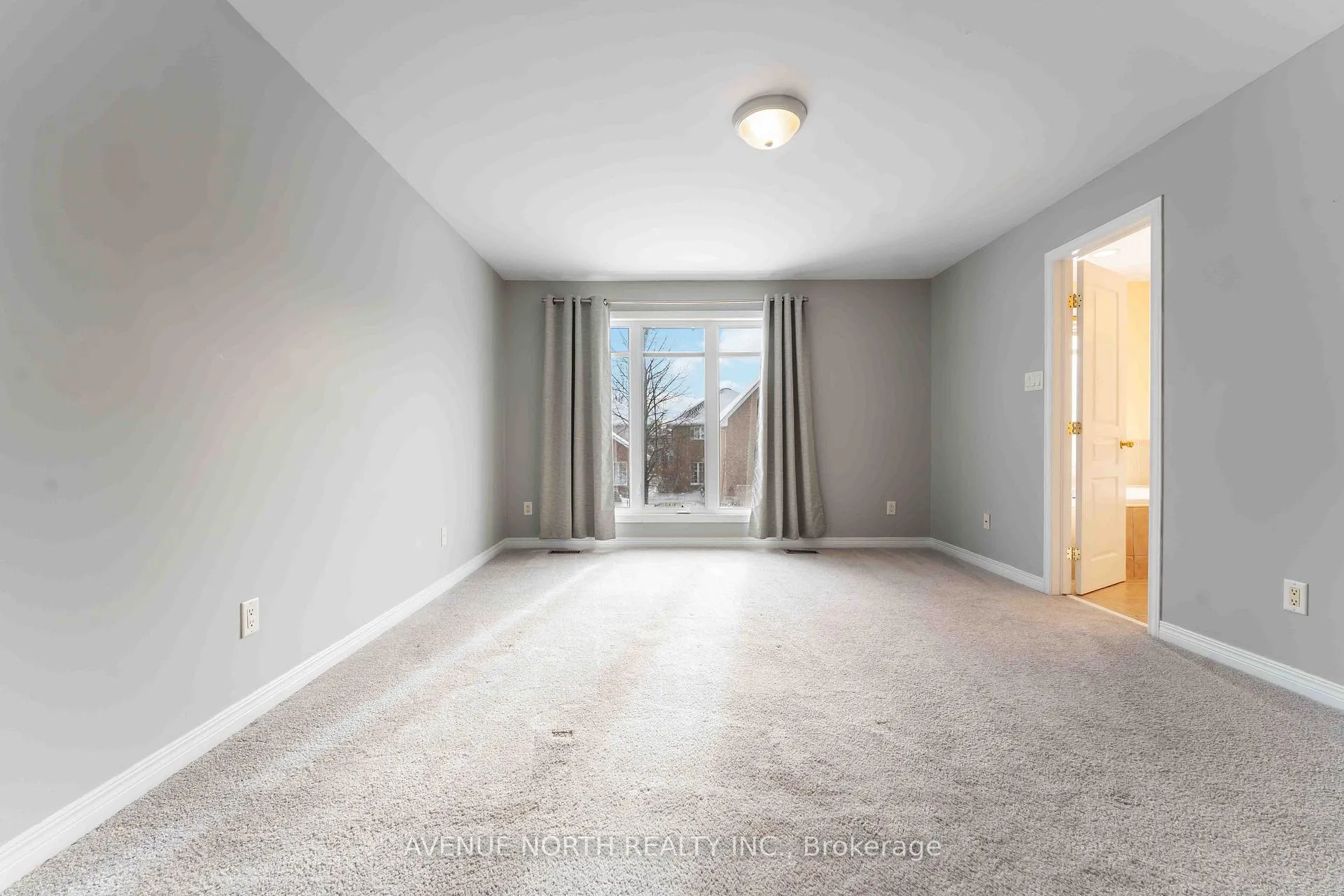 Photo 15 of 298 Parkin Circle, Ottawa, Blossom Park/Kemp Park/Findlay Creek — HOMEH