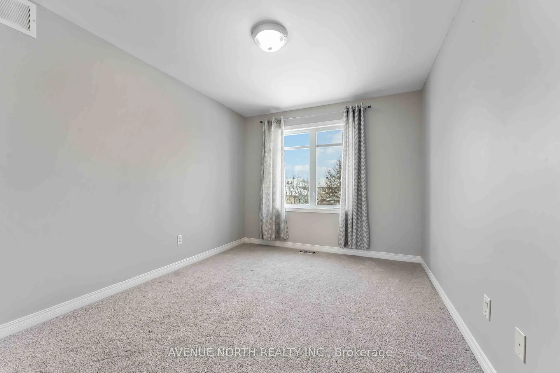 Photo 22 of 298 Parkin Circle, Ottawa, Blossom Park/Kemp Park/Findlay Creek — HOMEH