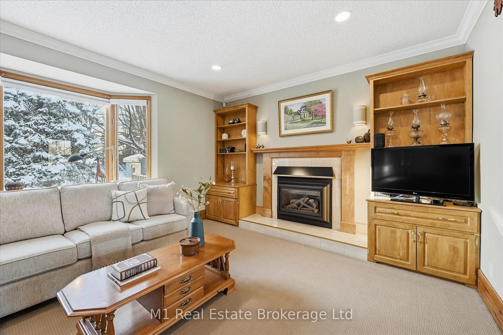 Photo 10 of 28 Weneil Drive, Hamilton, Freelton — HOMEH