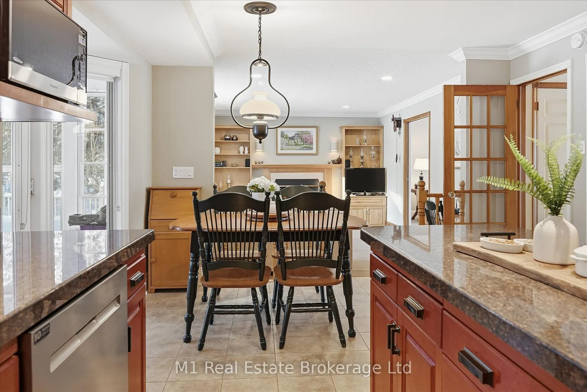 Photo 22 of 28 Weneil Drive, Hamilton, Freelton — HOMEH