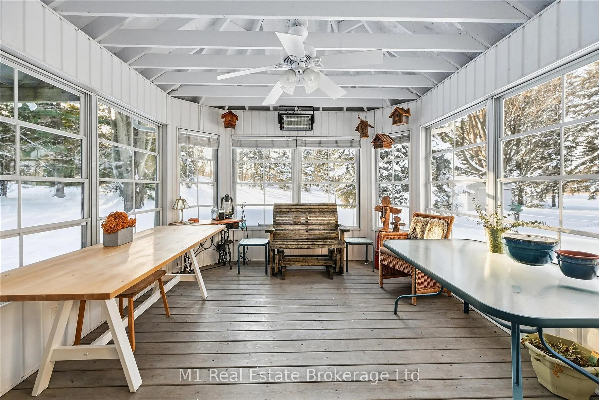 Photo 23 of 28 Weneil Drive, Hamilton, Freelton — HOMEH