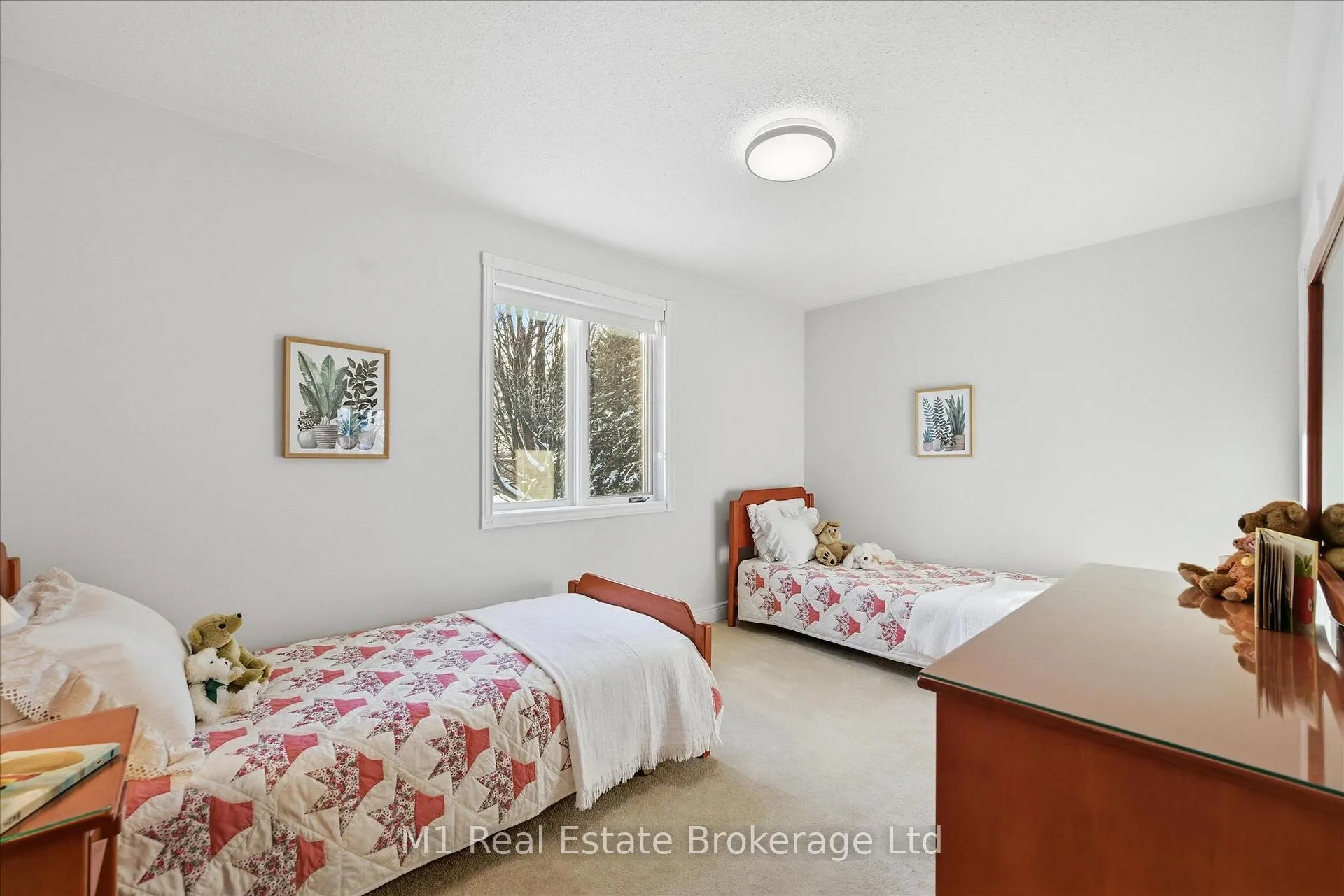 Photo 33 of 28 Weneil Drive, Hamilton, Freelton — HOMEH