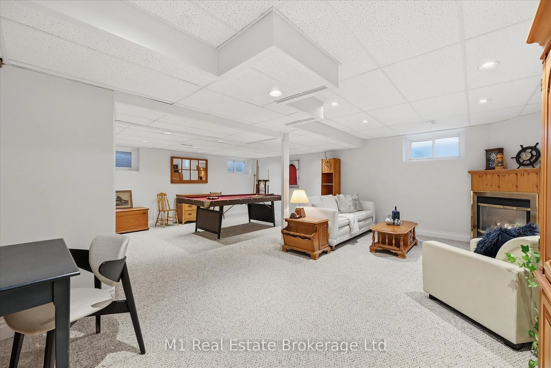 Photo 37 of 28 Weneil Drive, Hamilton, Freelton — HOMEH