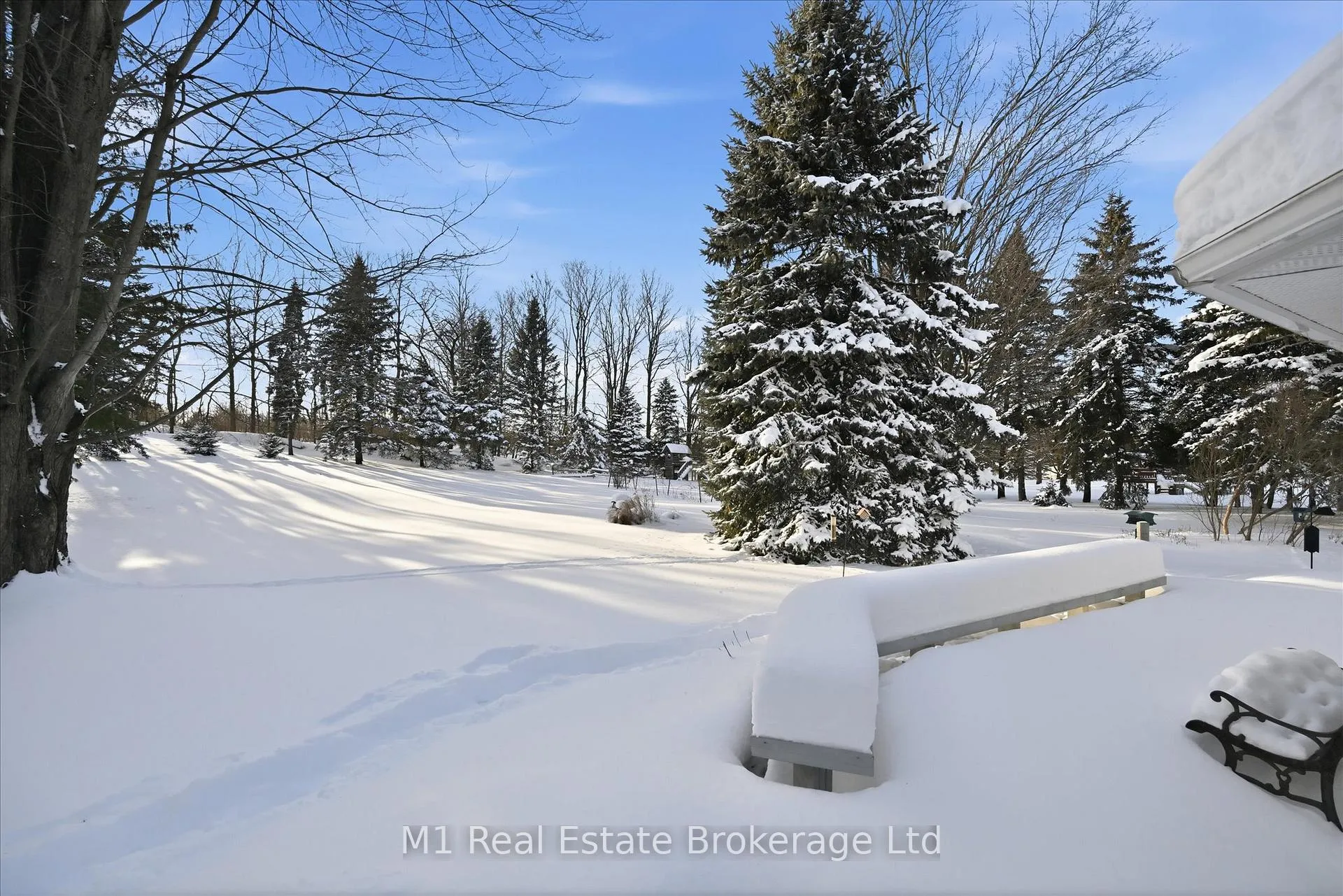 Photo 43 of 28 Weneil Drive, Hamilton, Freelton — HOMEH
