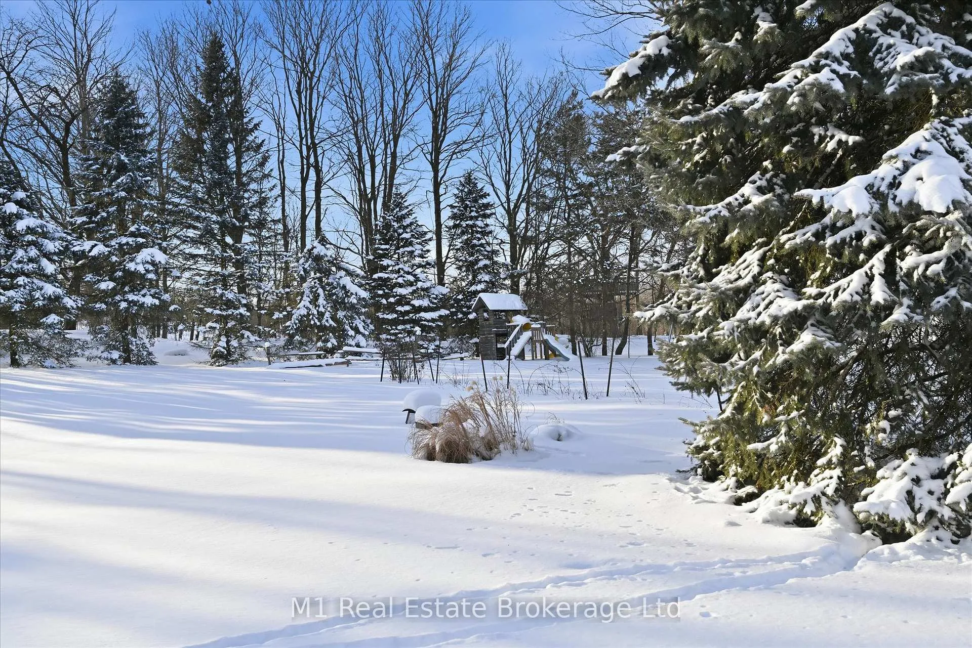 Photo 44 of 28 Weneil Drive, Hamilton, Freelton — HOMEH