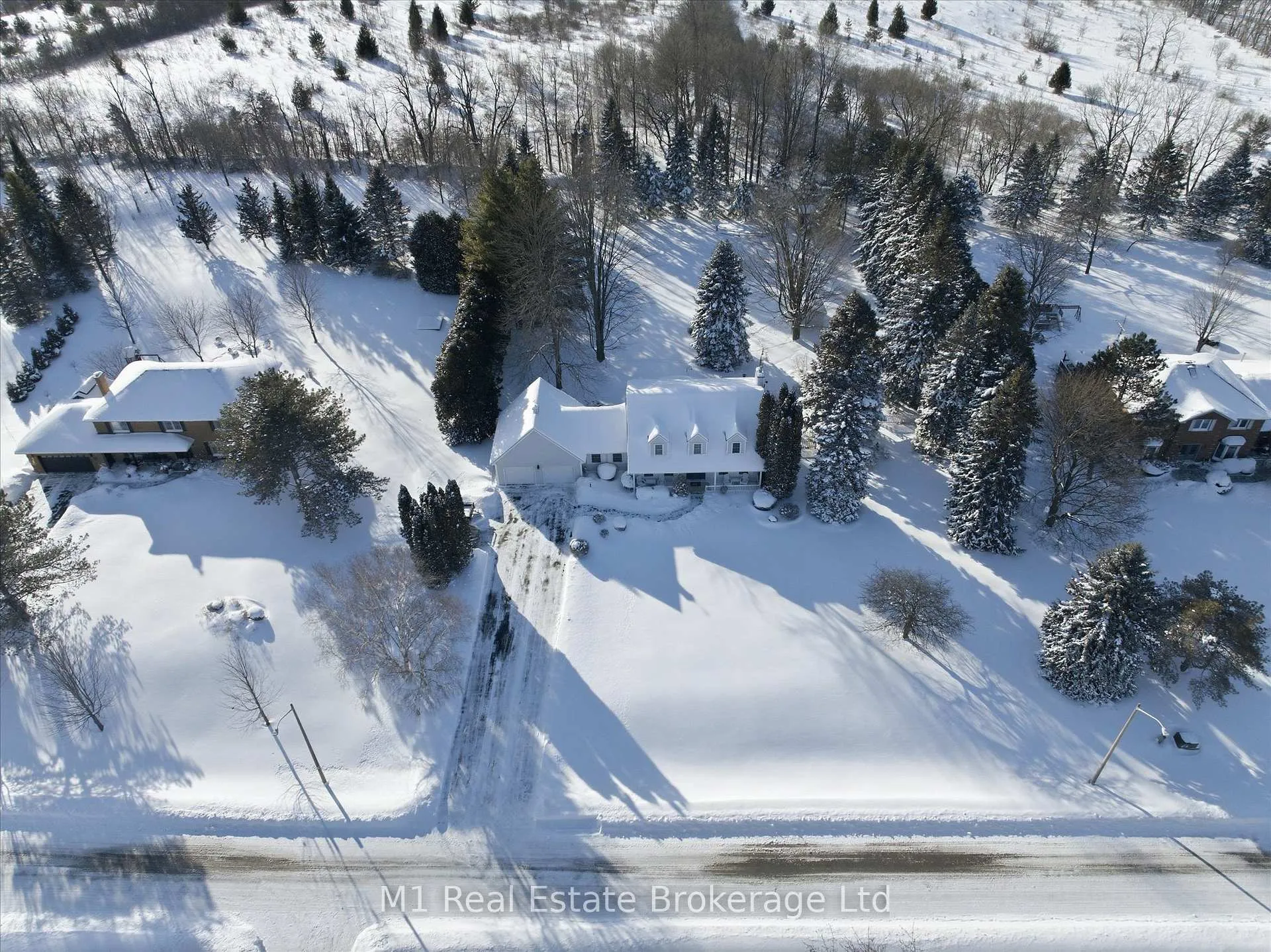 Photo 48 of 28 Weneil Drive, Hamilton, Freelton — HOMEH