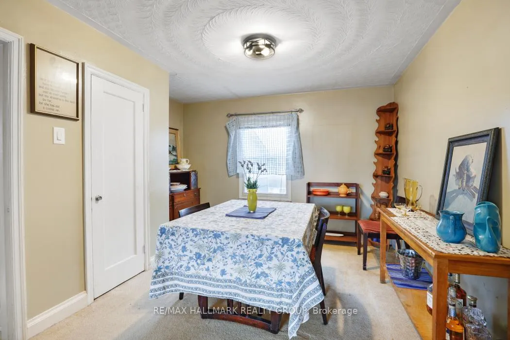 Photo 6 of 324 Blake Boulevard, Ottawa, Vanier — HOMEH