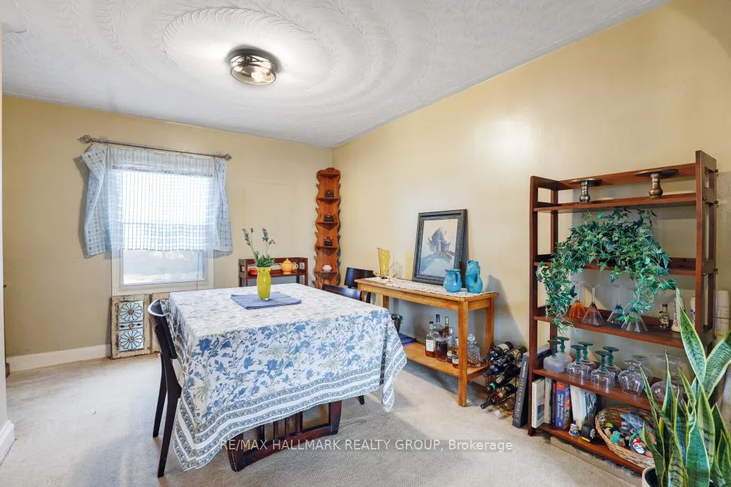 Photo 7 of 324 Blake Boulevard, Ottawa, Vanier — HOMEH