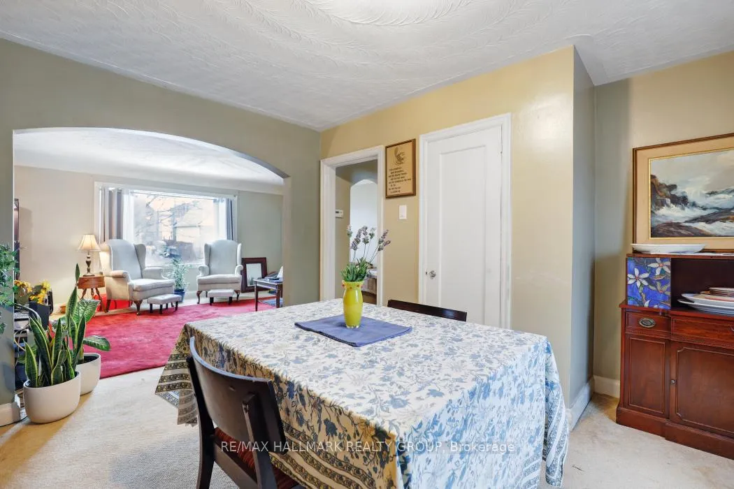 Photo 8 of 324 Blake Boulevard, Ottawa, Vanier — HOMEH