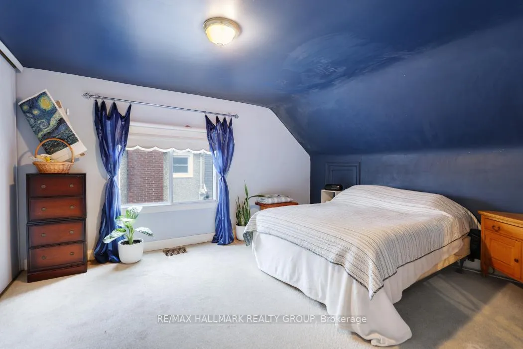Photo 14 of 324 Blake Boulevard, Ottawa, Vanier — HOMEH