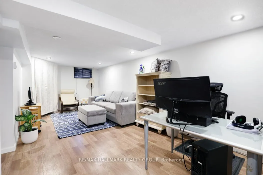 Photo 18 of 324 Blake Boulevard, Ottawa, Vanier — HOMEH